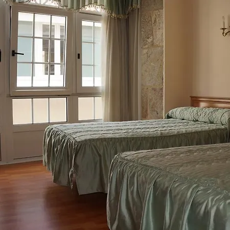Hotel Larry